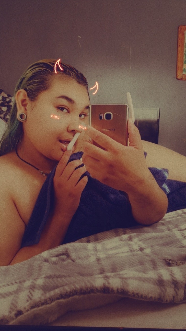 Sassy_Peaches420 cover image