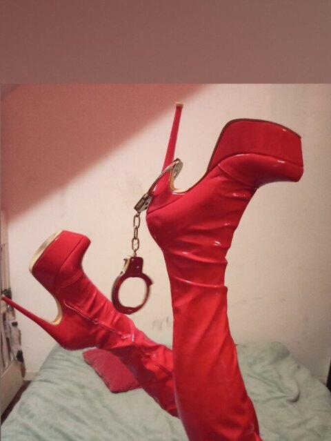 Mistress Saturnina ❤️🔥 cover image