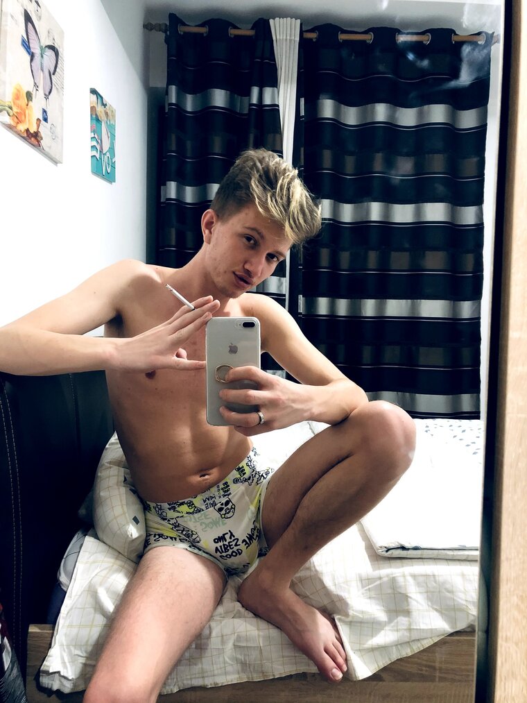 Catalin 🥰 banner image