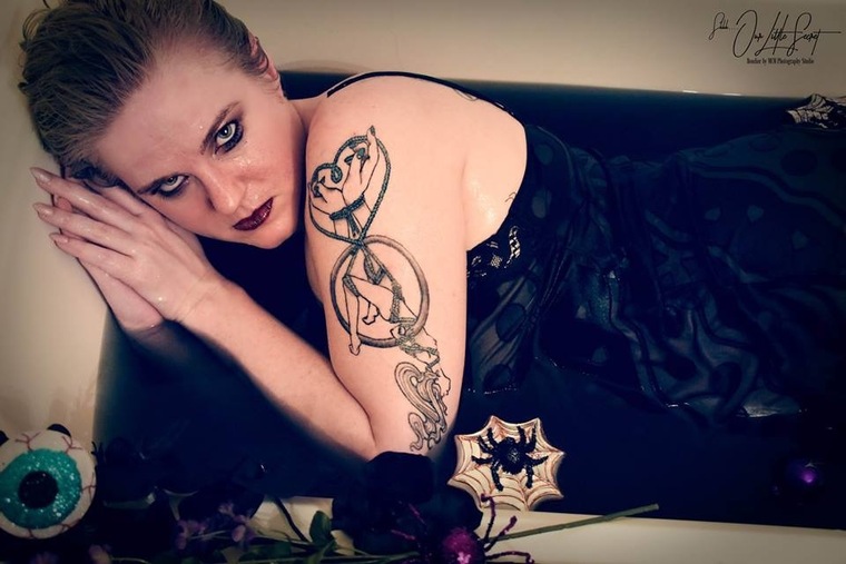Scarlett Rose banner image