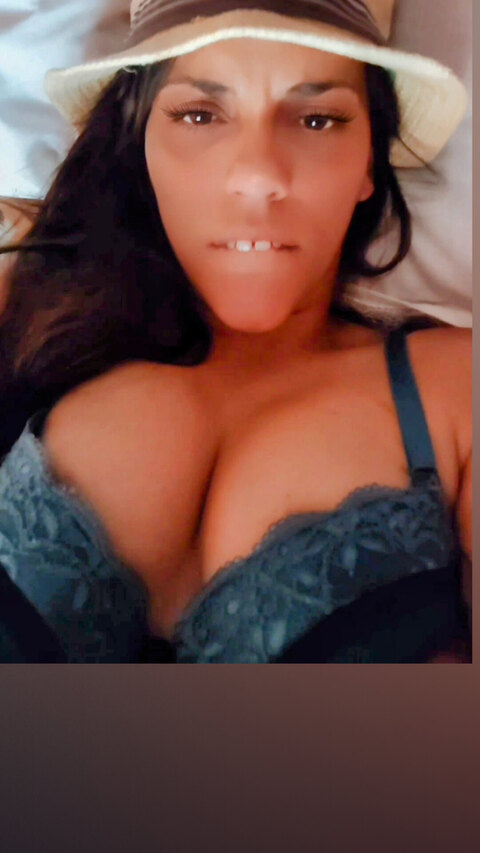 🔥YOUR CUTE BRUNETTE 🔥 cover image