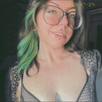 Nikki Lynne avatar