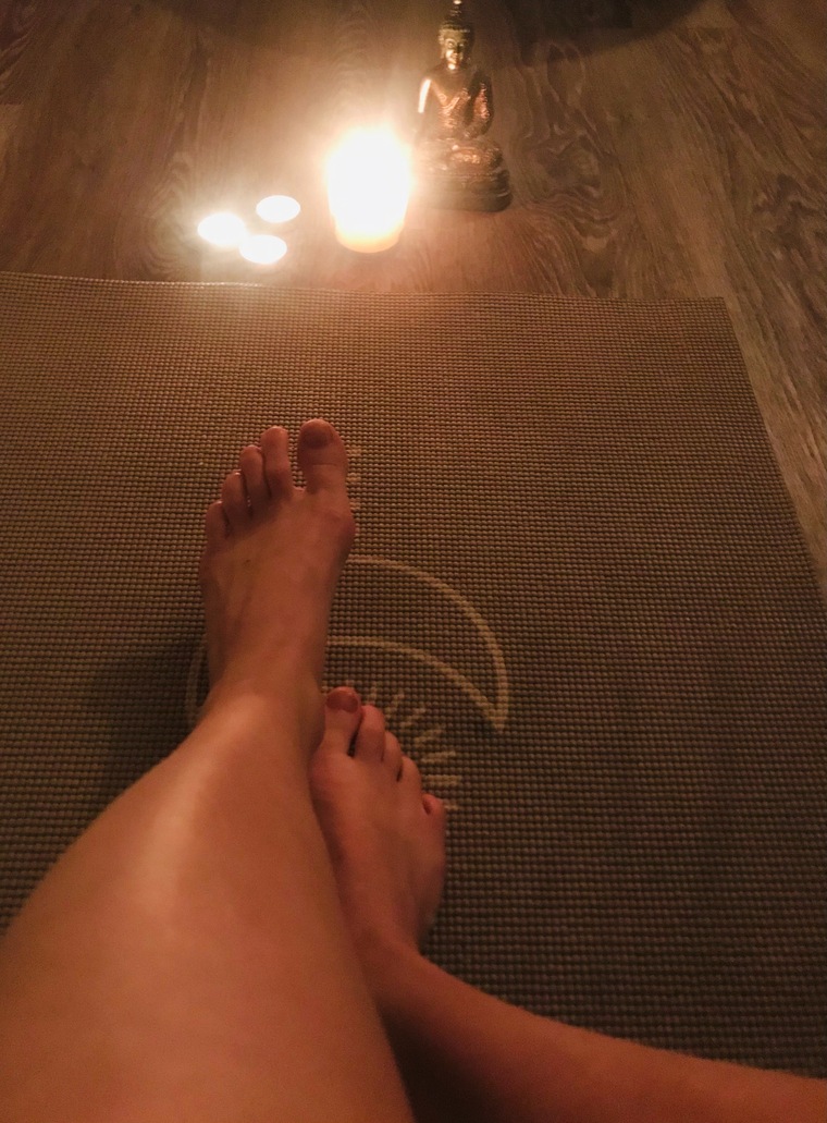 Sensual feet cover image