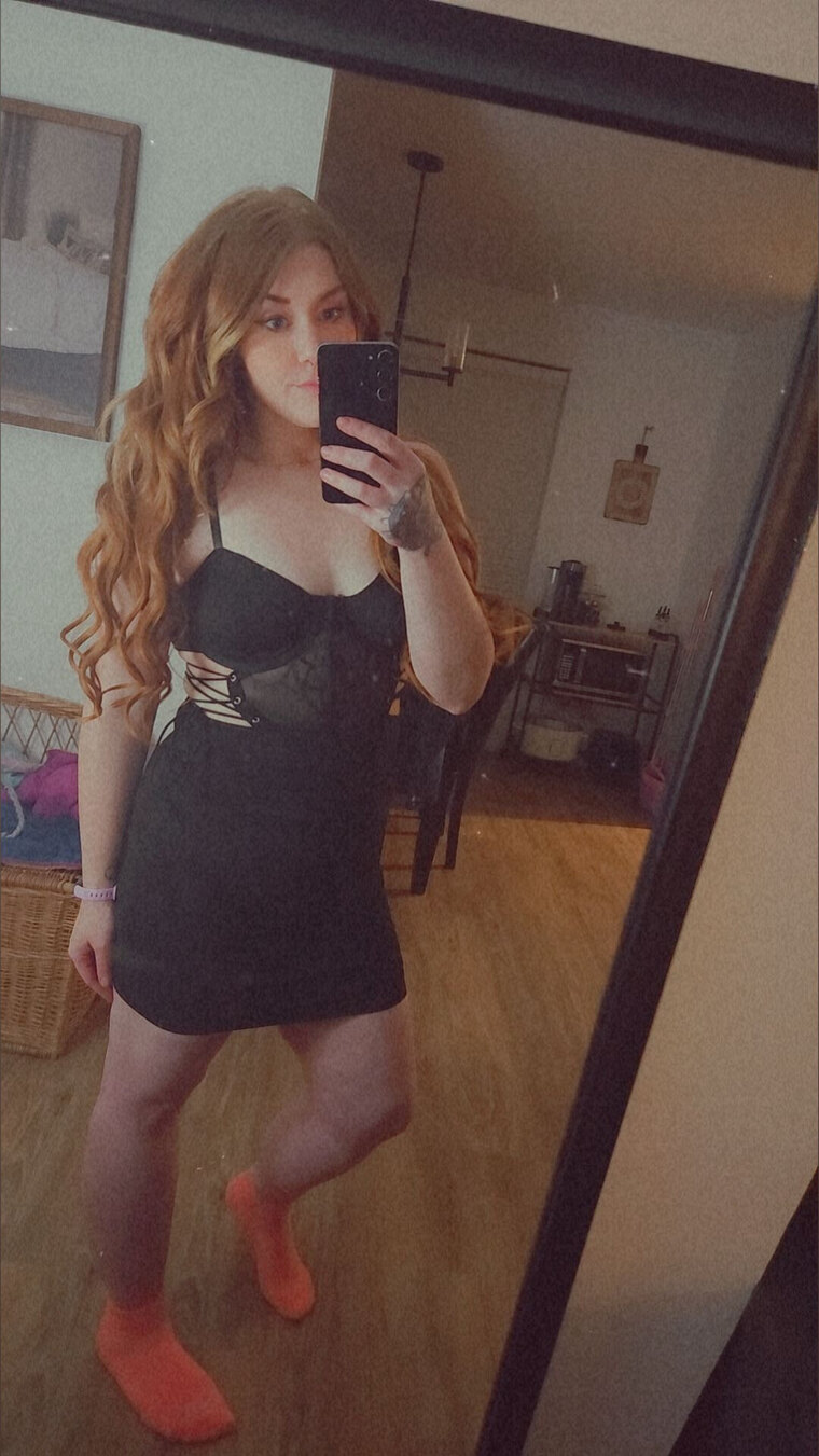 Your favorite spicy redhead. banner image