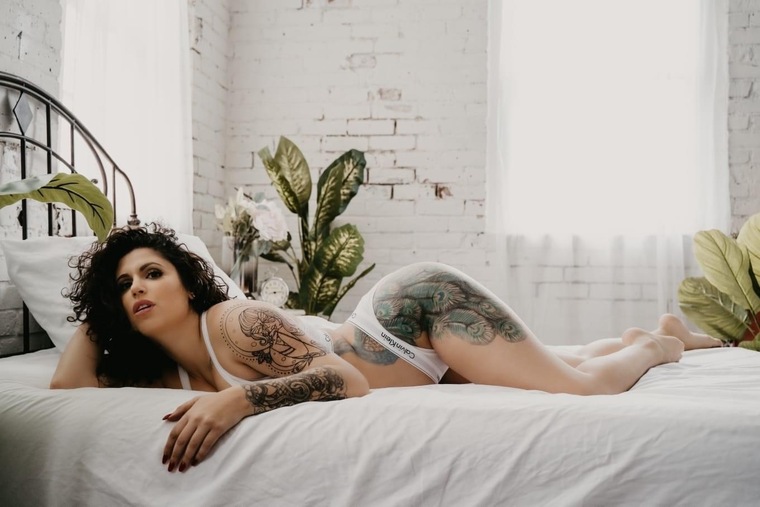 Sasha 😈💦 banner image