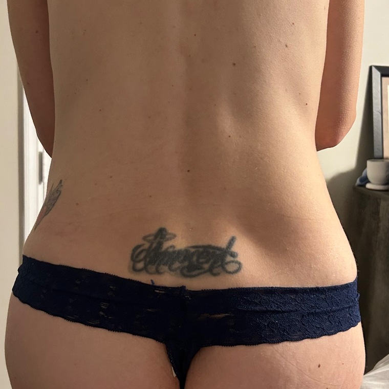 Sexiwife82 banner image