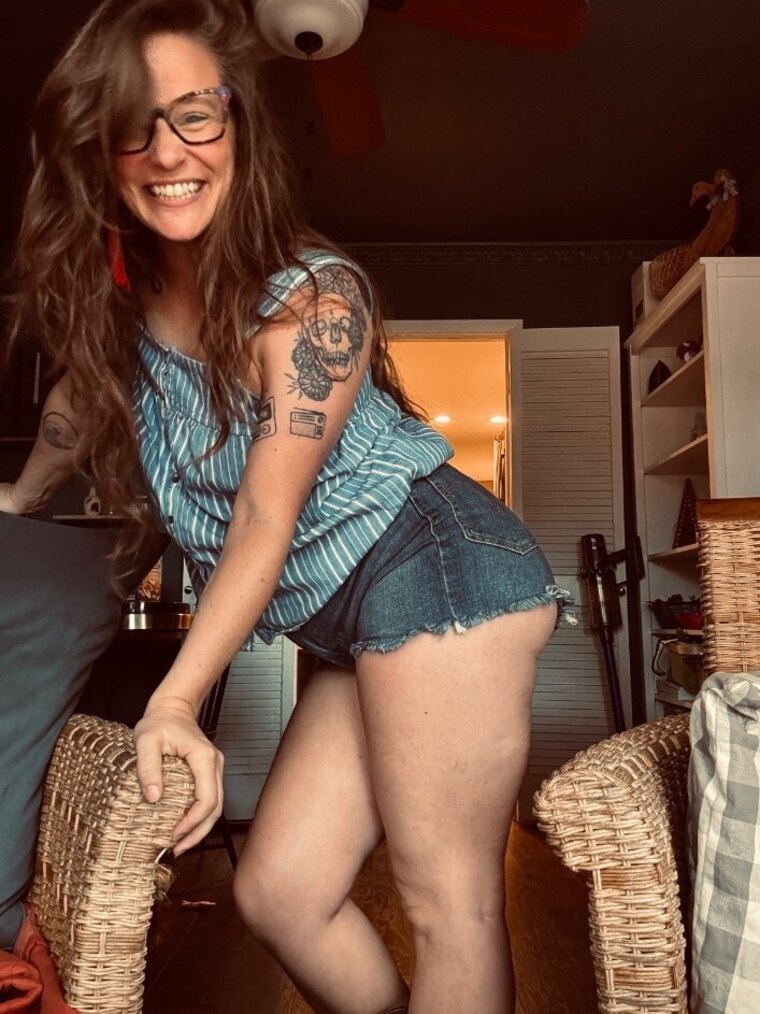 Amy @ Sext Therapy 🎀 banner image