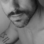 Sexy guy massage avatar