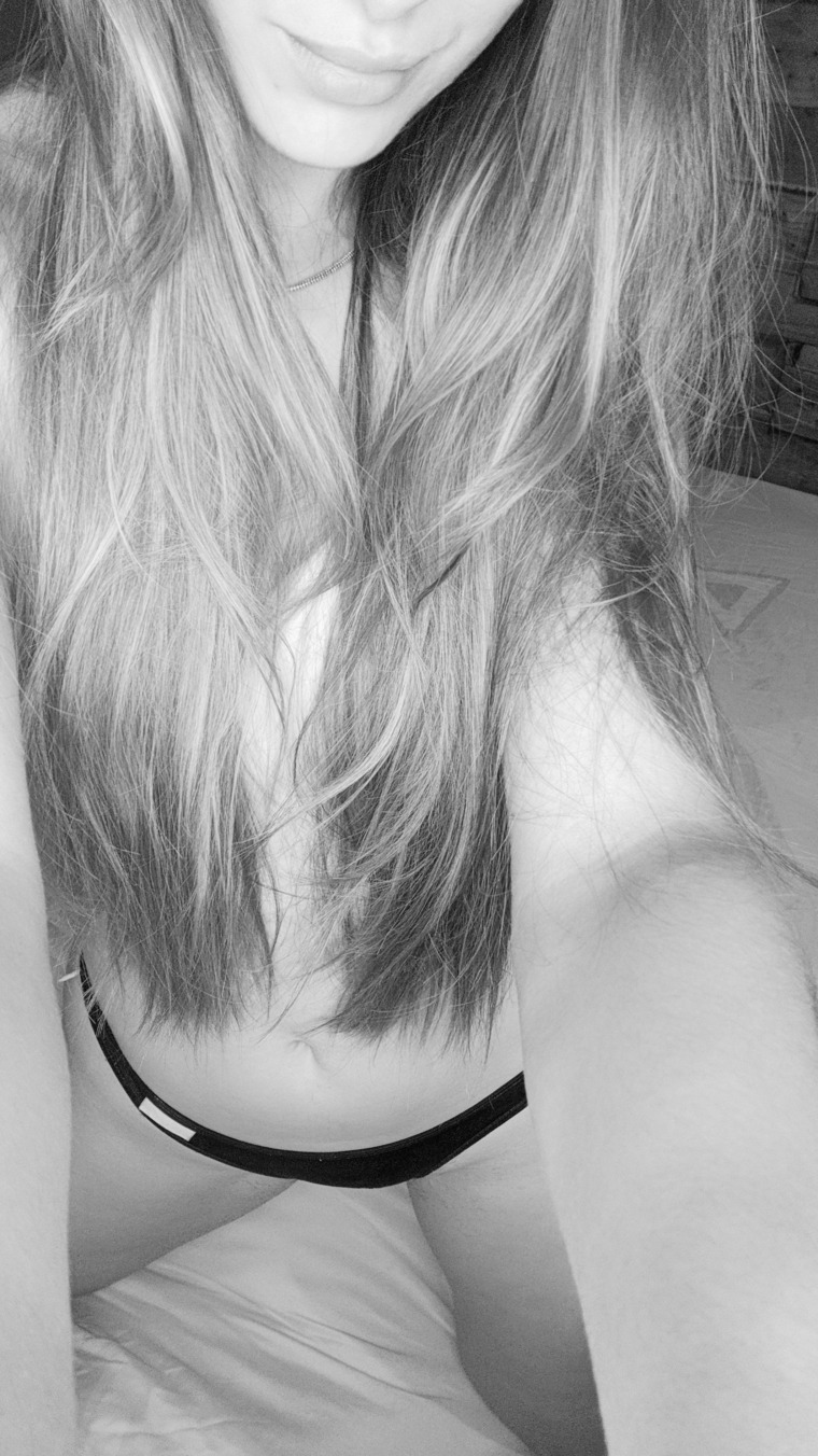 Sexyblondaaa cover image