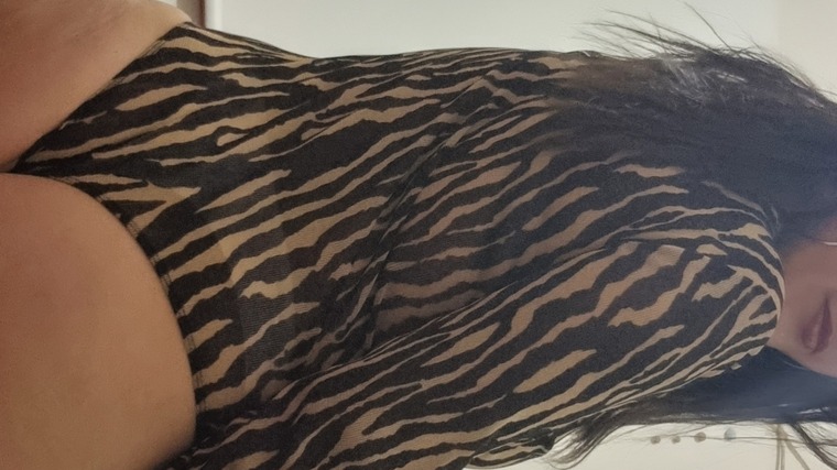 Sexy bott banner image