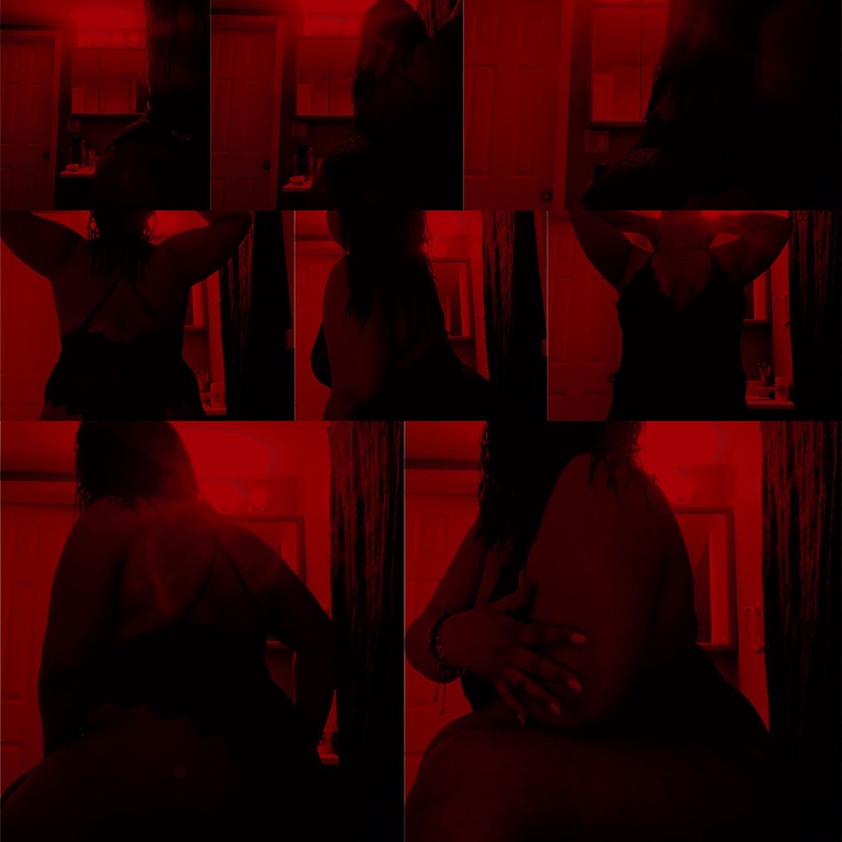 LovelyRed 🥰 banner image