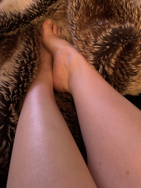 Sexyfeetfetichist cover image