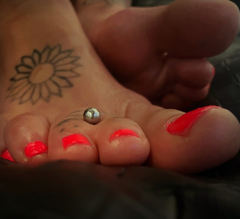 Sexyfeetjoetoe cover image