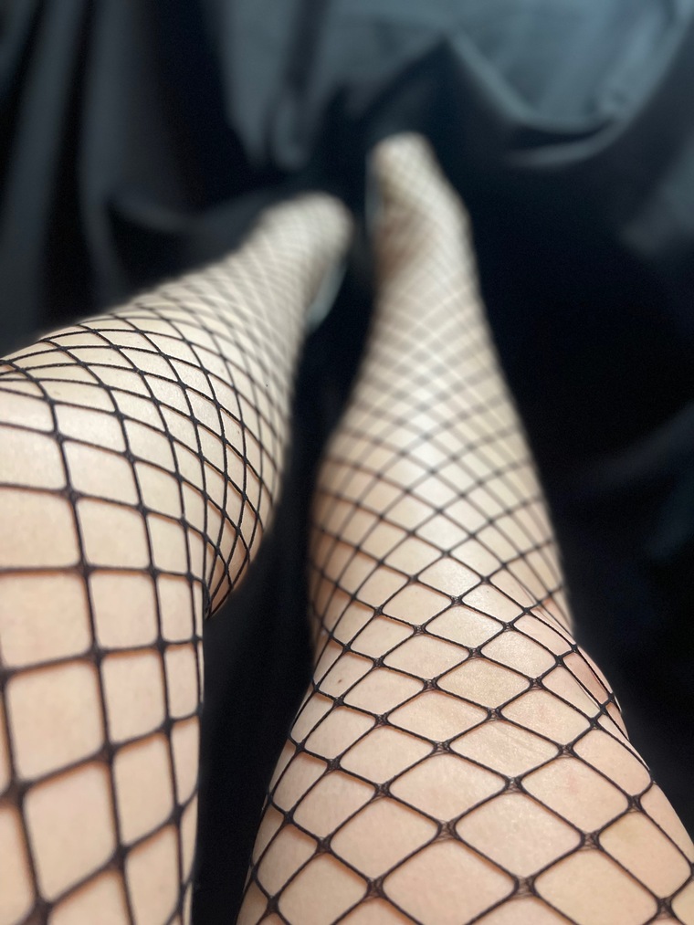 SexyFeetSix cover image