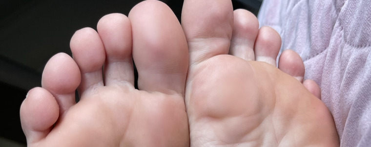 Footgirl banner image