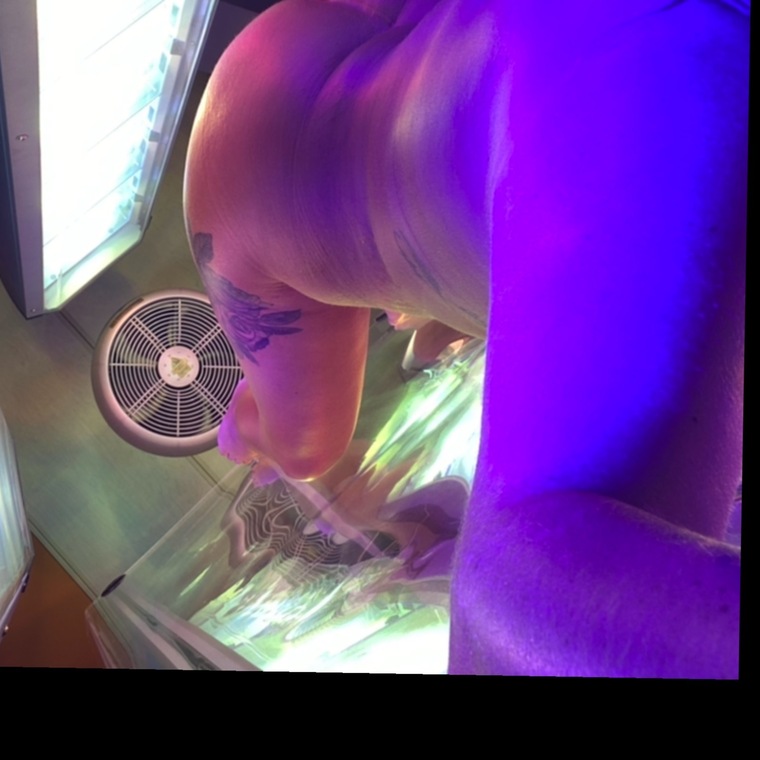 Sexy lil Momma banner image