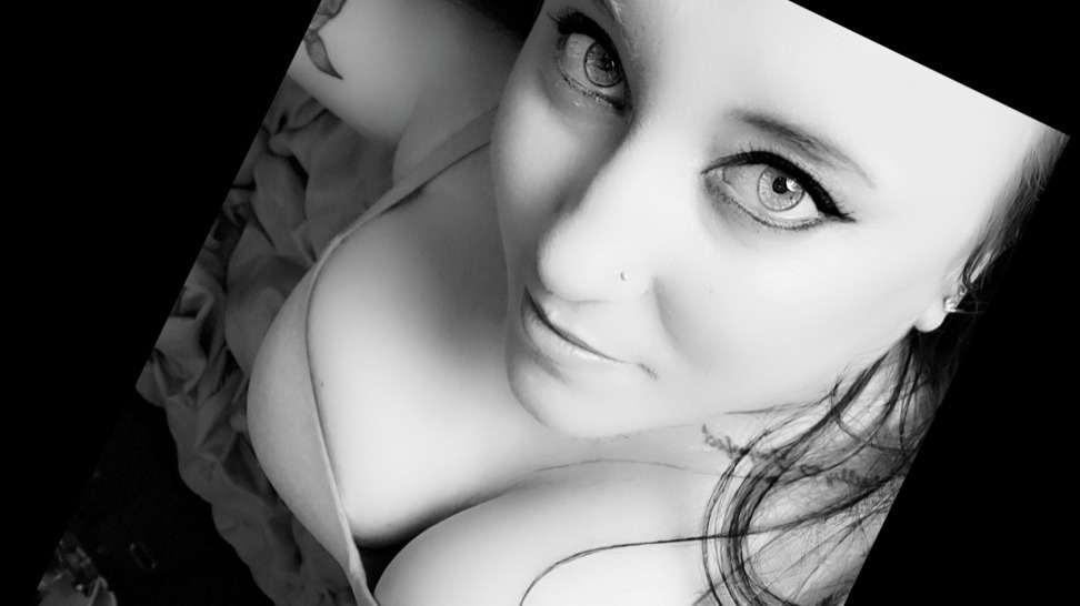 PSYCHO QUEEN banner image