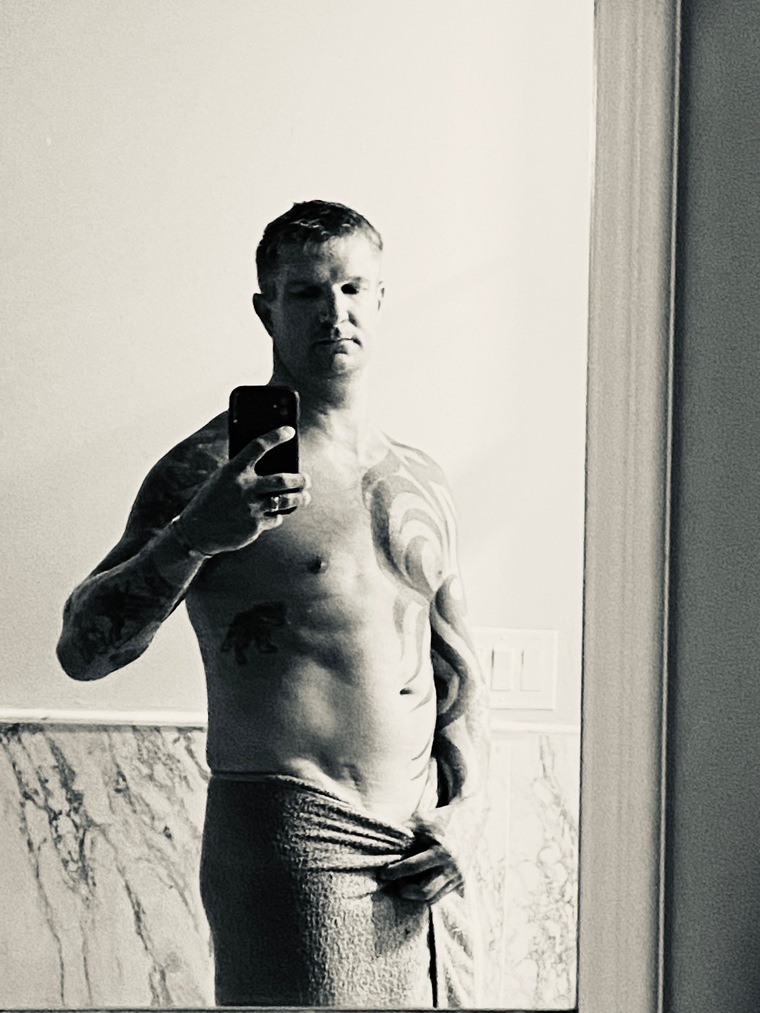 Sexy vet cover image