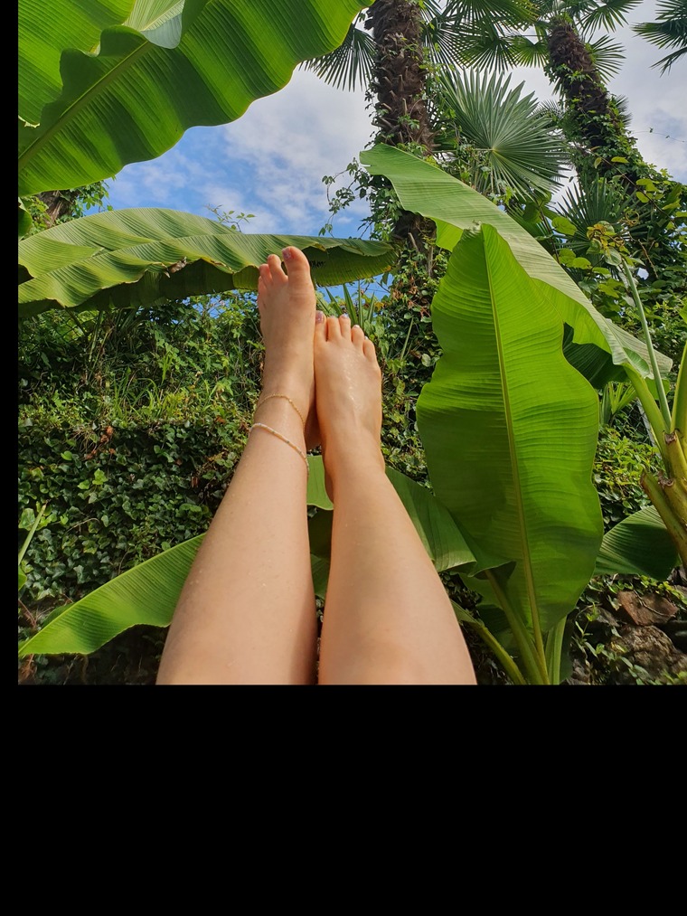 Sfeetygirl cover image