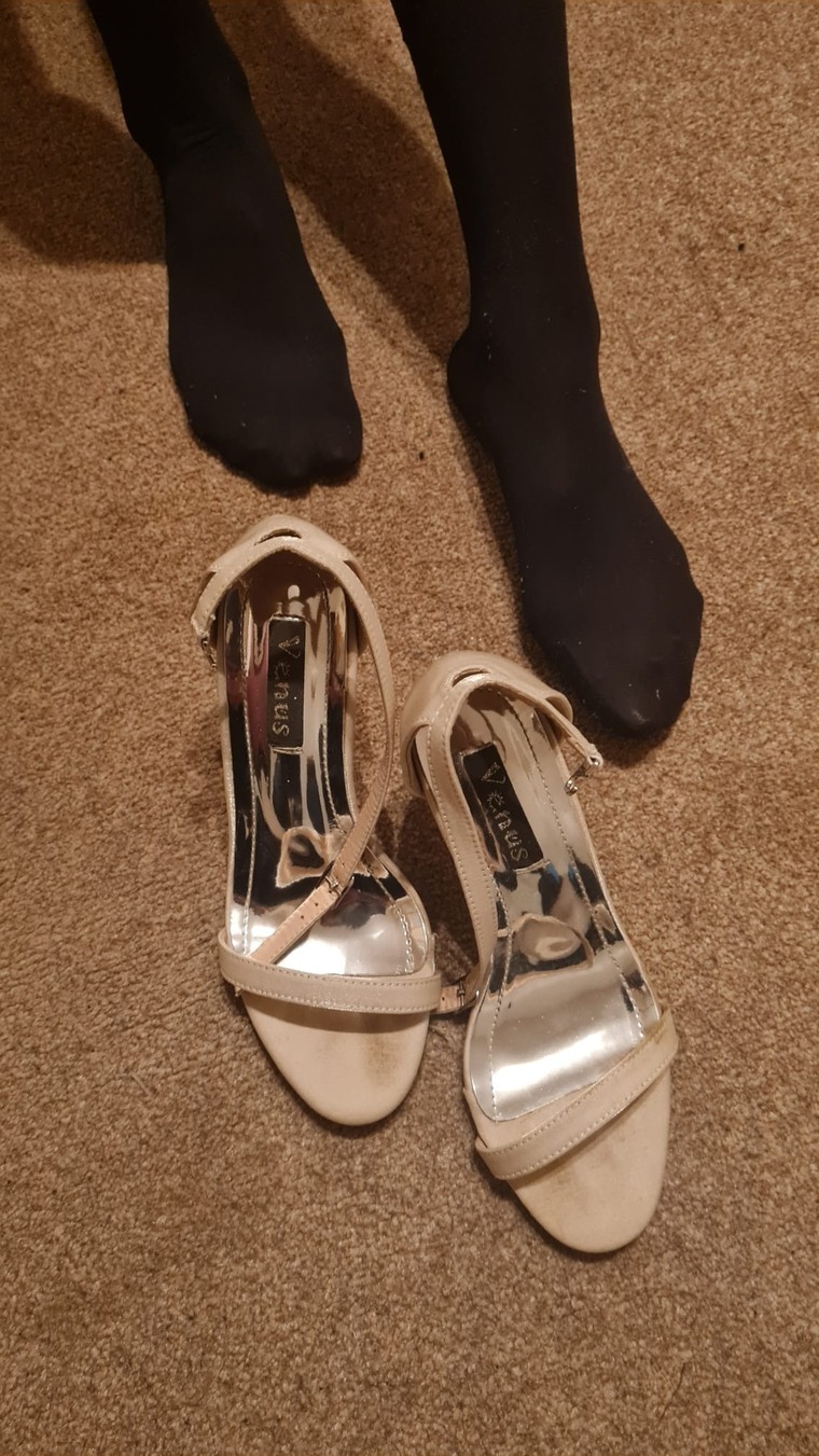 Sexy Gamer Girl Feet cover image