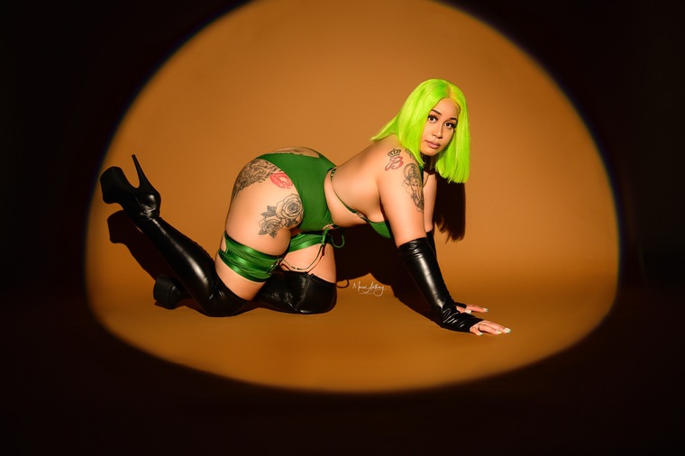 Shelly Fine Ass 🧚🏼♀️ cover image