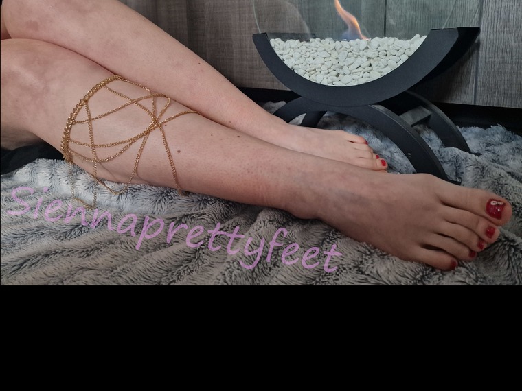 sienna_prettyfeet cover image