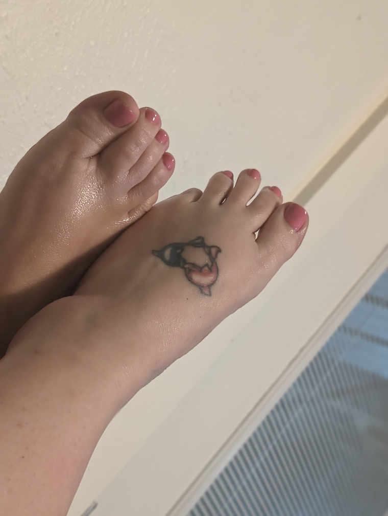 Simply_feet_84 banner image
