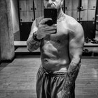 SimplyTomVIP avatar