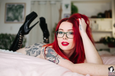 Sirenn Suicide cover image