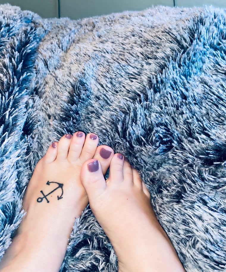 Ms.Sexy Little Foot 👣🫦👠 cover image
