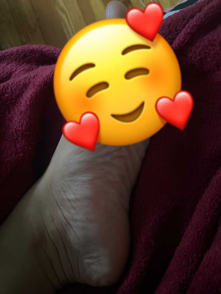 SJ's feet cover image
