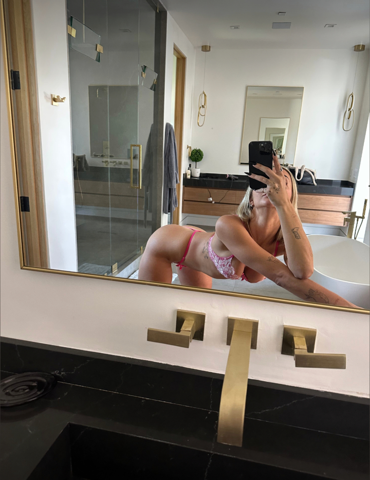 Ski Mask Girl Uncensored banner image