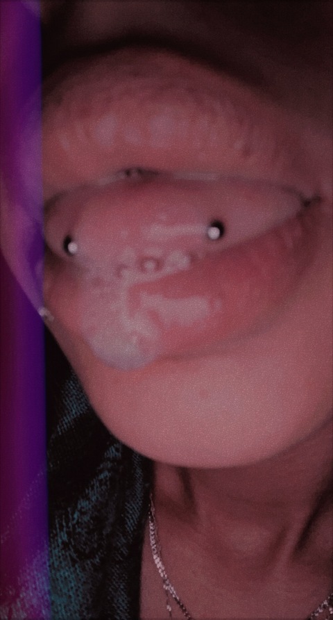 Skuiish💦 cover image