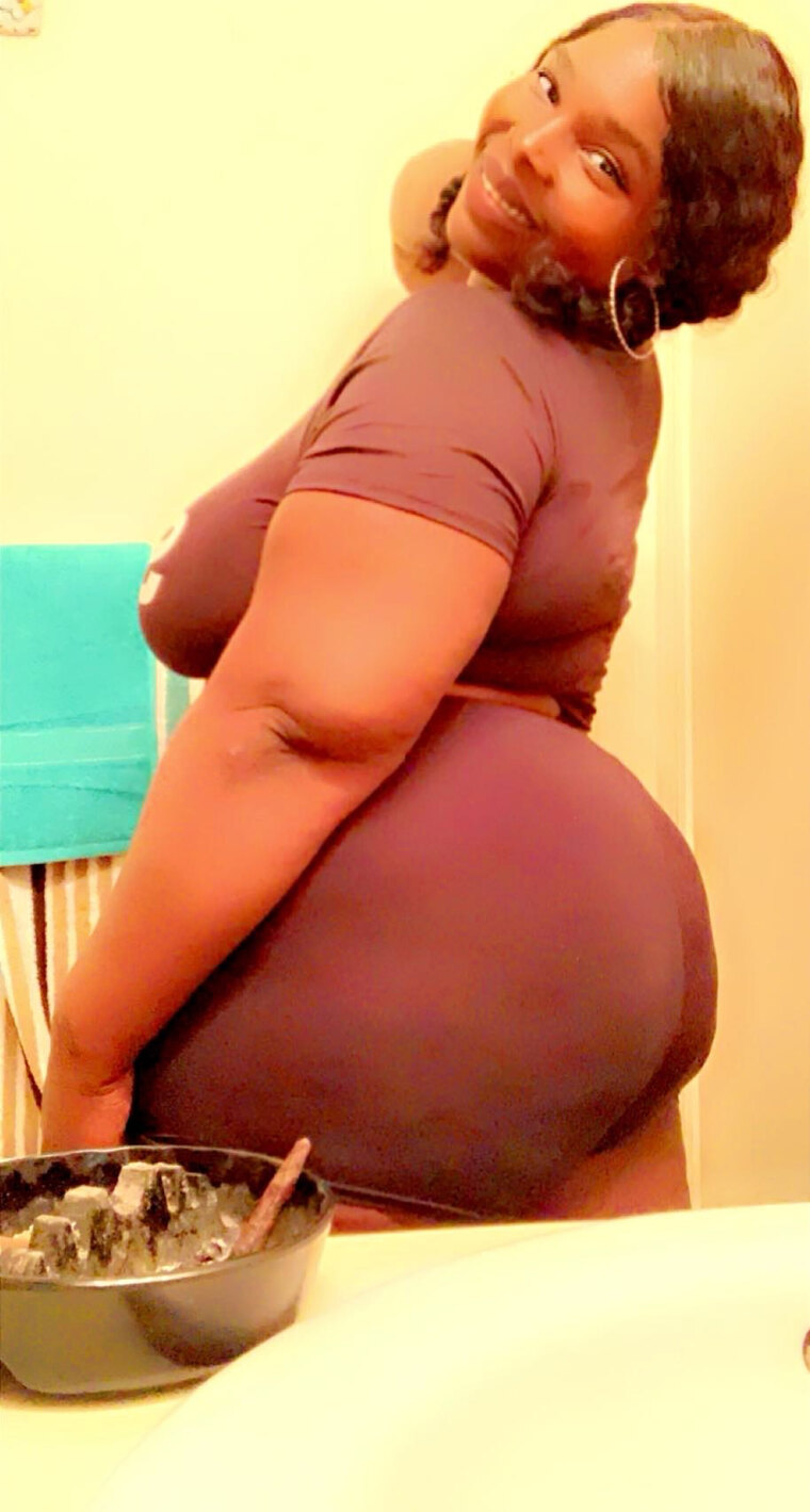🫦Naughtybynature👅77 cover image