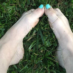 Small feet girl avatar