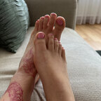 lovelyfeets avatar