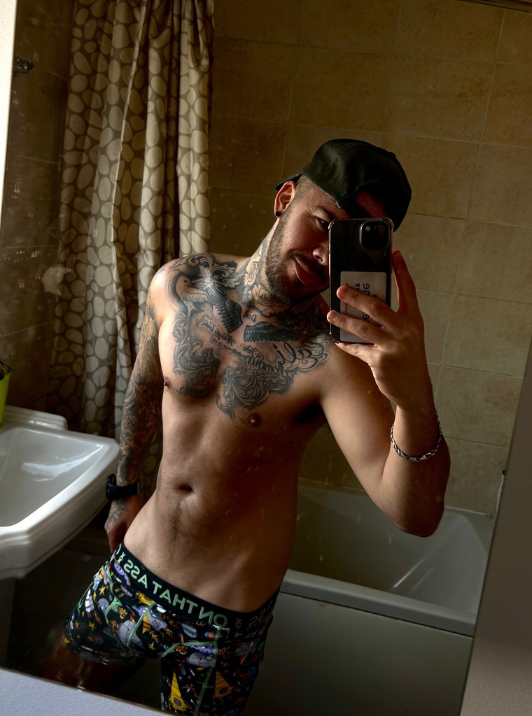 SnapBackHunk! cover image