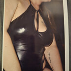 HotWifey8815 avatar