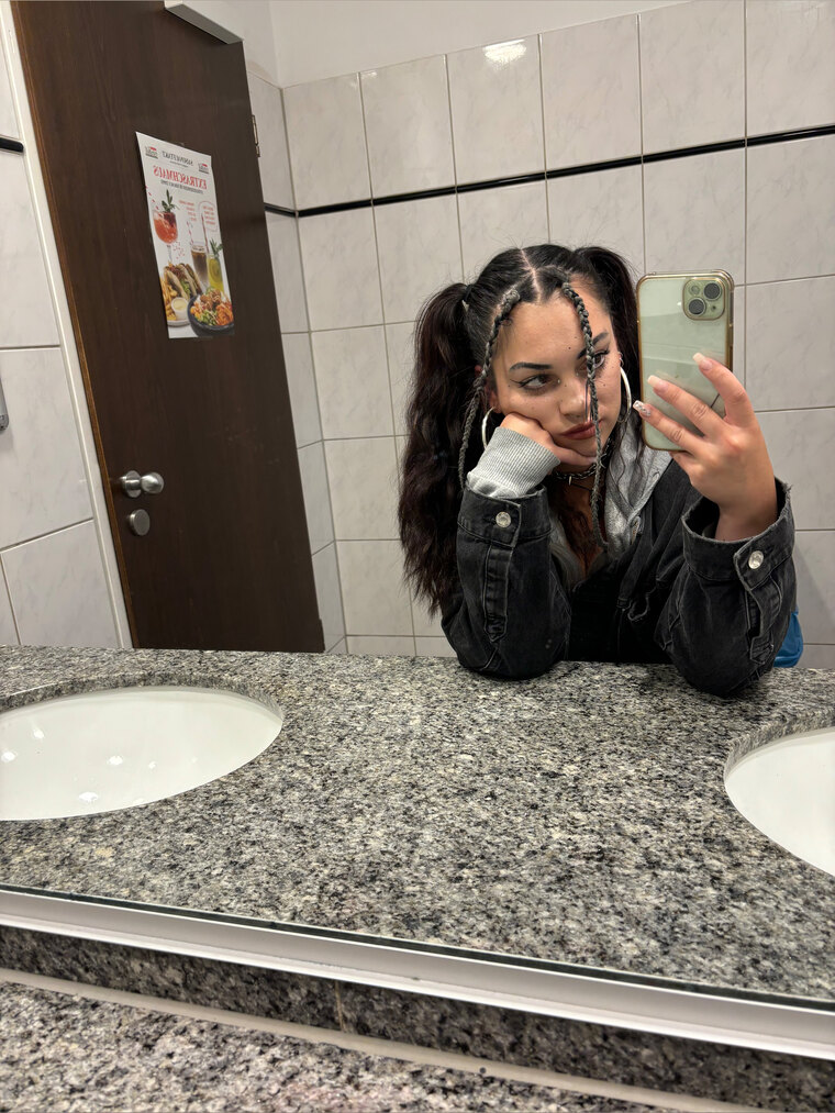 Sofiaelaa cover image