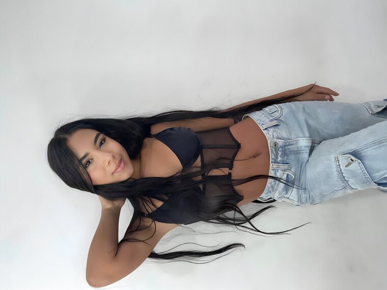 Sofia Luna✨ cover image