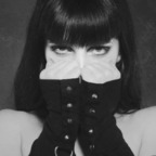 Miss White avatar