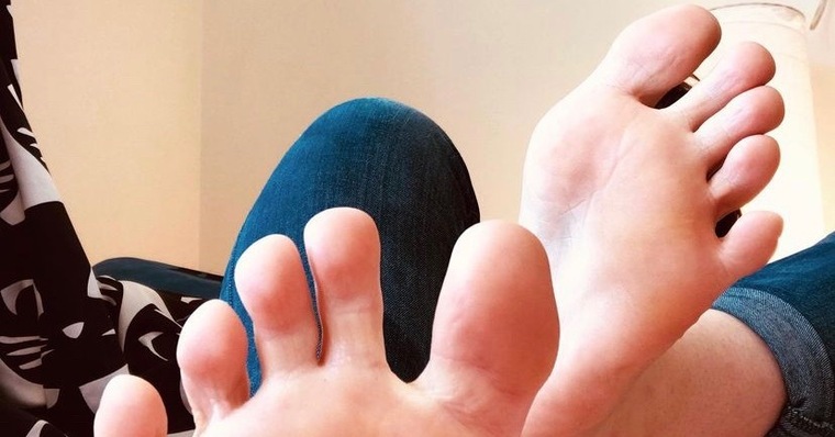 Em banner image