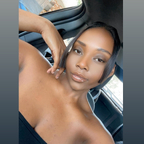 Shania avatar