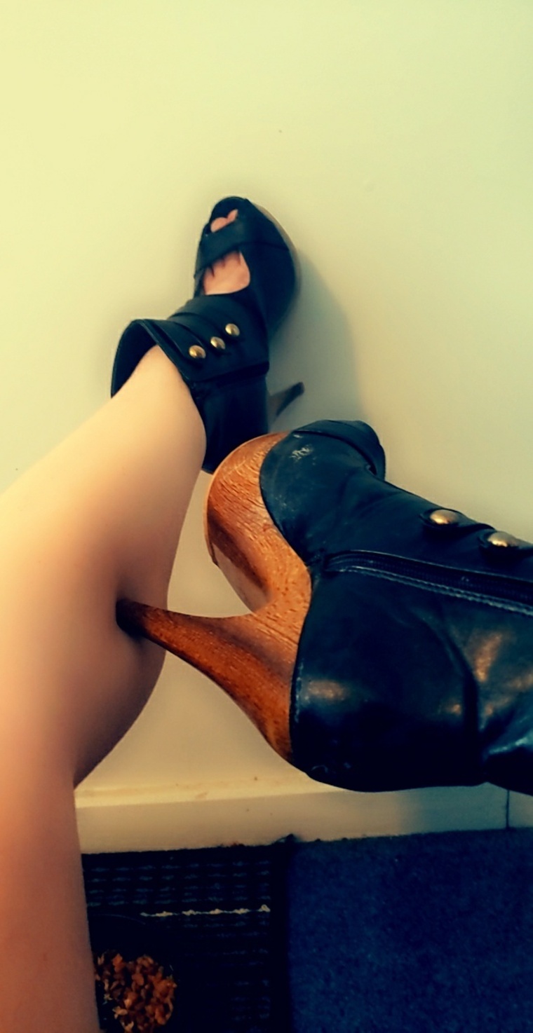 Sophia your sexy nerdy gamer banner image