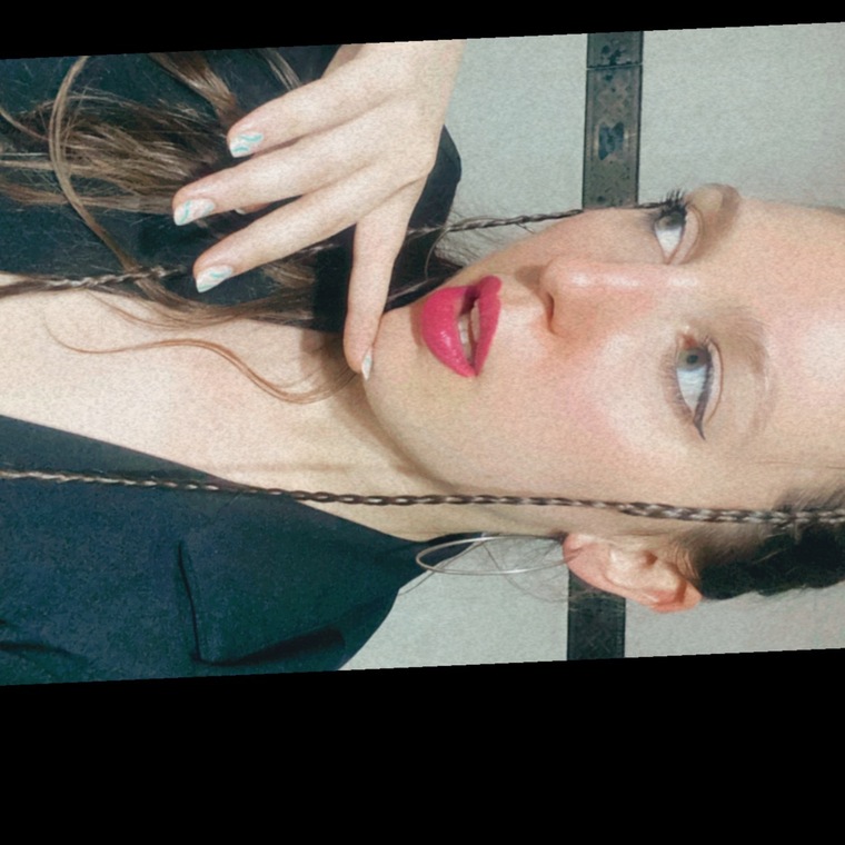 Sophiecutiee banner image