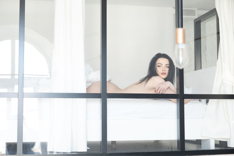 Elina Fox 🦊 cover image