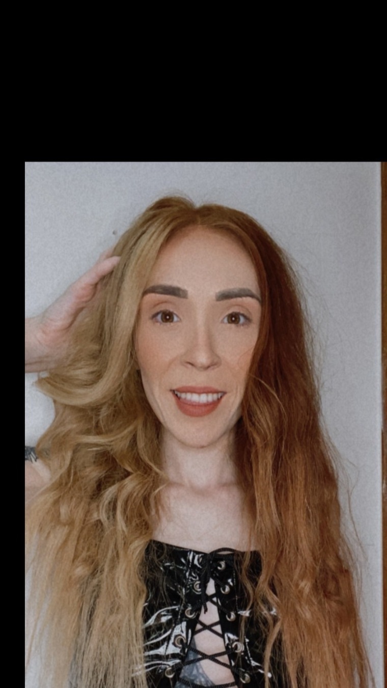 Spicy Redhead 😘 cover image