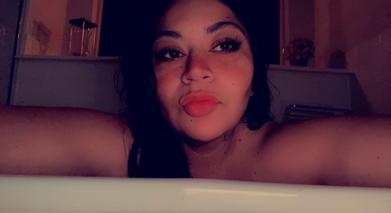 Spicy girl cover image