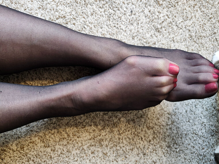 Feetqueen0917 cover image