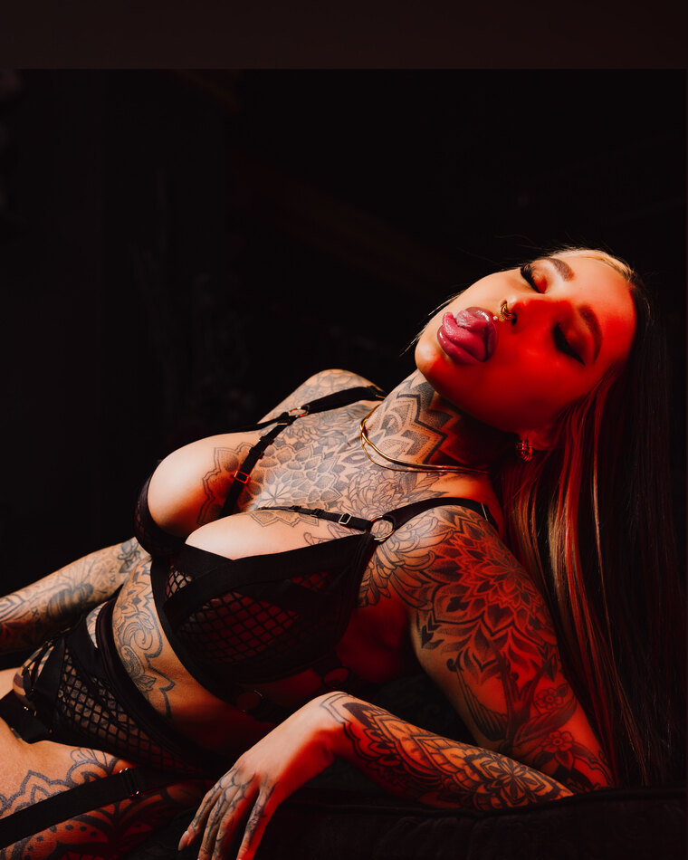 Split Tongue Bri ππ banner image